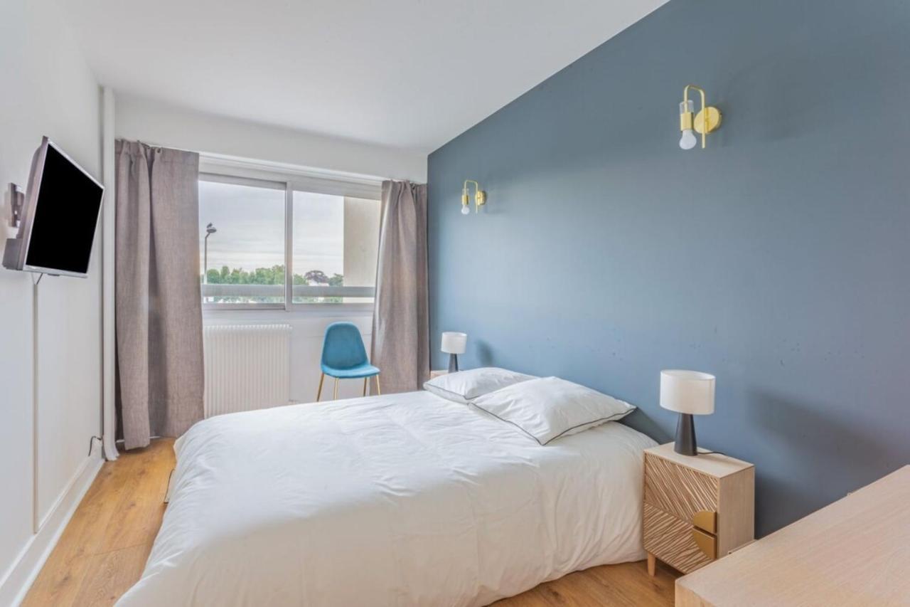 Appart'Hotel Luminous Vue Seine- Paris 15Min Жувиси-сюр-Орж Екстериор снимка