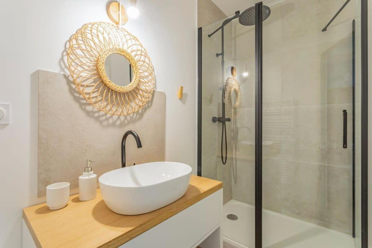 Appart'Hotel Luminous Vue Seine- Paris 15Min Жувиси-сюр-Орж Екстериор снимка