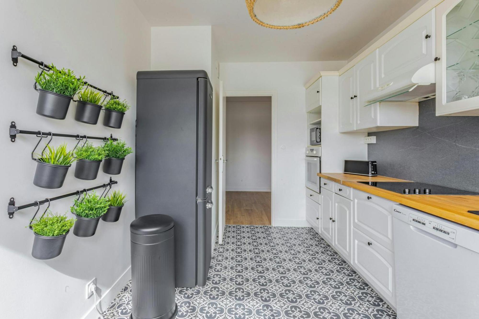 Appart'Hotel Luminous Vue Seine- Paris 15Min Жувиси-сюр-Орж Екстериор снимка